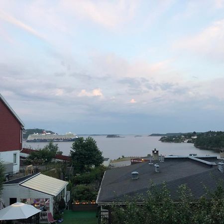 Aid og Svein’ s sentrumsnære panorama hjem Leilighet Kristiansand Eksteriør bilde